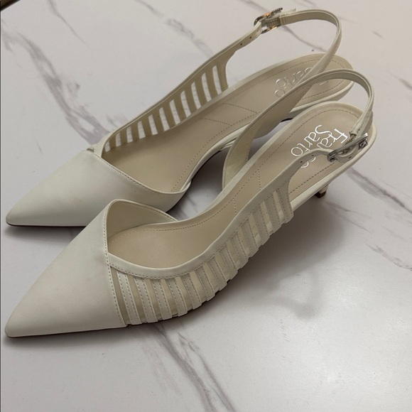 Franco Sarto Pointed Slingback shoes - Picture 2 of 9